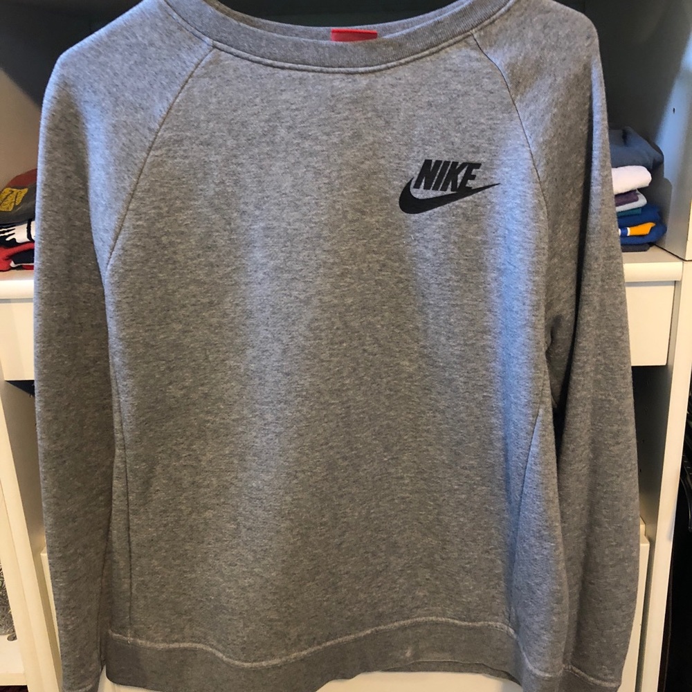 Nike crewneck